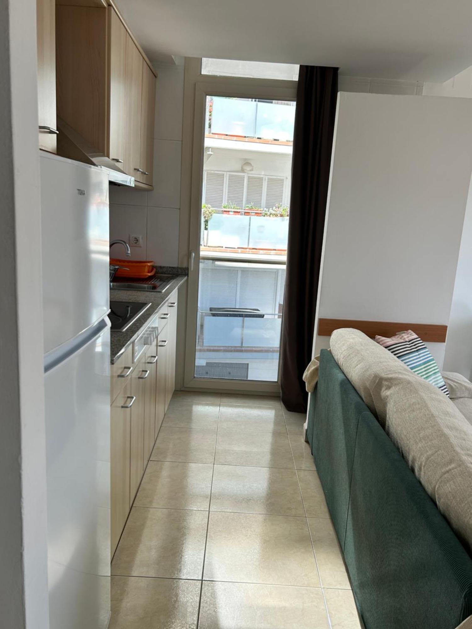Apartment Superiors Mtb Only Couples *