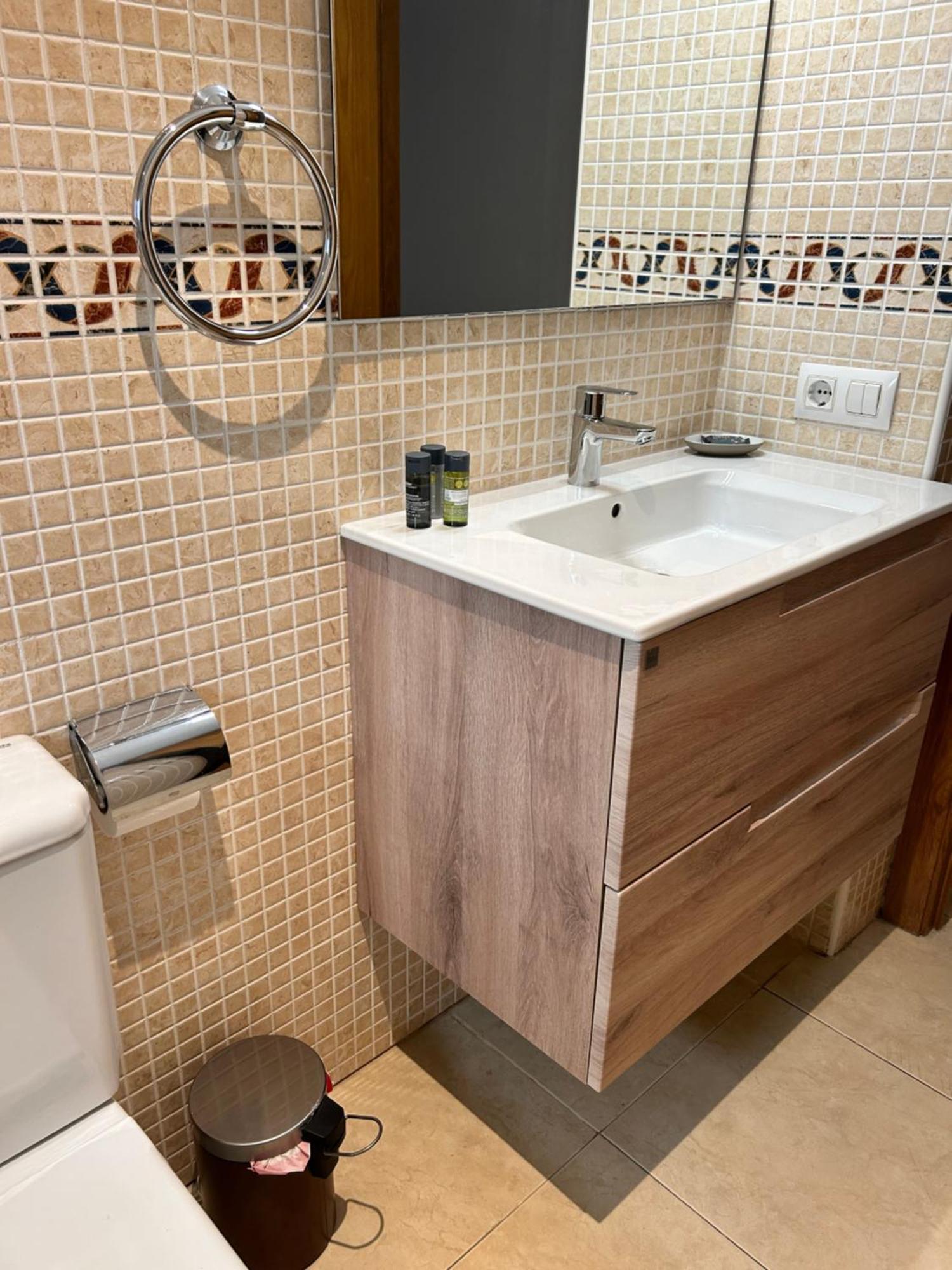 Apartment Superiors Mtb Only Couples